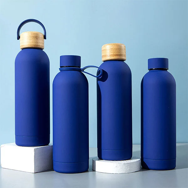 Πώς η Kudike παρέδωσε 10.000 προσαρμοσμένα προϊόντα για Boost Juice σε μόλις 20 ημέρες με αυστηρή χρωματική αντιστοίχιση Pantone;